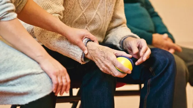 North Richmond’s Ron Middleton VC aged care facility warned of ‘sanction’ over COVID outbreak